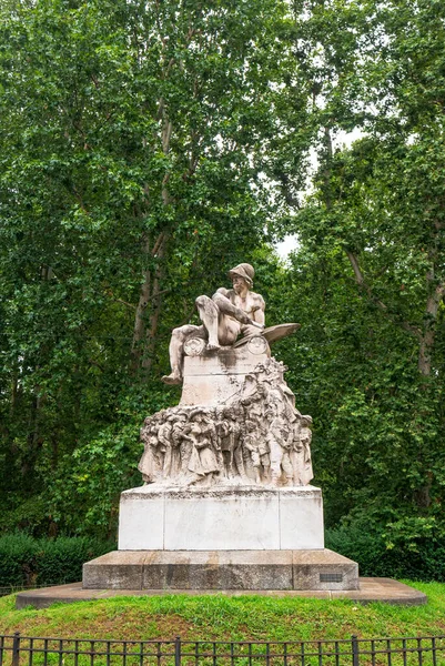 Mailand Italien Juli 2019 Denkmal Für Felice Cavallotti Von Bildhauer — Stockfoto