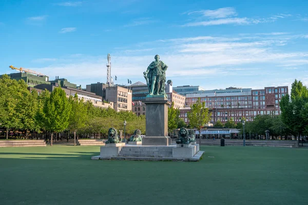 Estatua Carlos Xiii Escultura Fue Inaugurada 1821 Parque Estocolmo Central — Foto de Stock