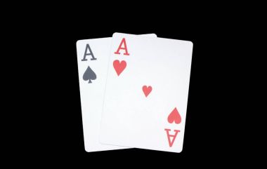 Dört as kombinasyonu, poker, casino, koyu arka plan üzerinde eğri