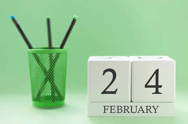 Calendario de escritorio de dos cubos para el 24 de febrero — Foto de Stock