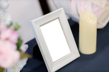 Ev dekoru Noel temalı boş lüks gri fotoğraf çerçevesi metin eklemek için. arkaplan, duvar kağıdı, kopyalama alanı, nesneler, makale ve resimleme için resim.