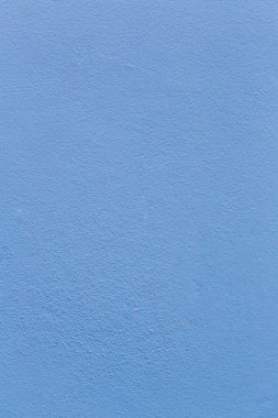 Kabataslak yüzey desenli mavi karton kağıt. Arka plan için mavi duvar kullanım dokusu. İçi boş mavi bir duvar ya da mavi bir zemin.