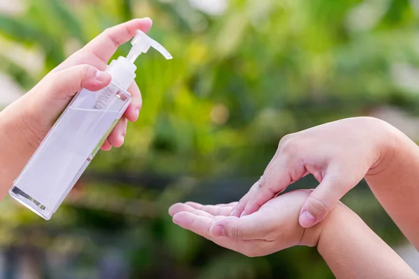 Hand Applying Alcohol Spray Bacteria Spray Prevent Spread Germs Bacteria — Stock Photo, Image