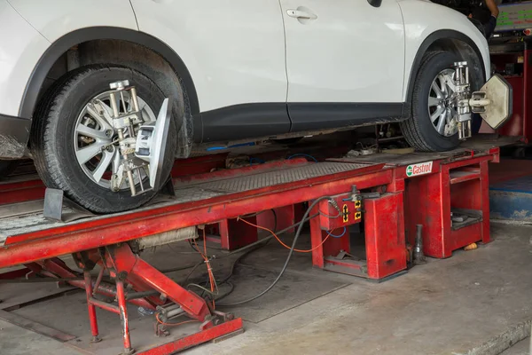 Car Repair Maintenance Vehicle Auto Service Automobile Wheel — Stock Photo, Image