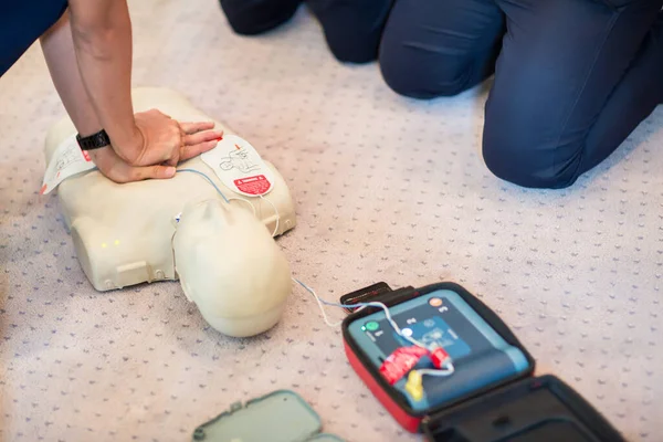 Woman Checking Blood Pressure Smartphone — 图库照片