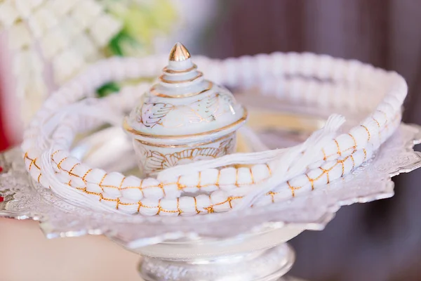 Gâteau Mariage Avec Des Fleurs Blanches Roses — Photo