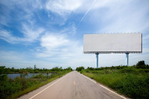 Empty Road Blank Billboard Blue Sky Background — Φωτογραφία Αρχείου