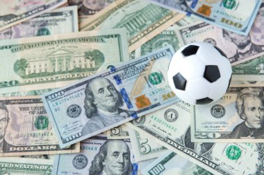Amerikan doları topu ve futbolu