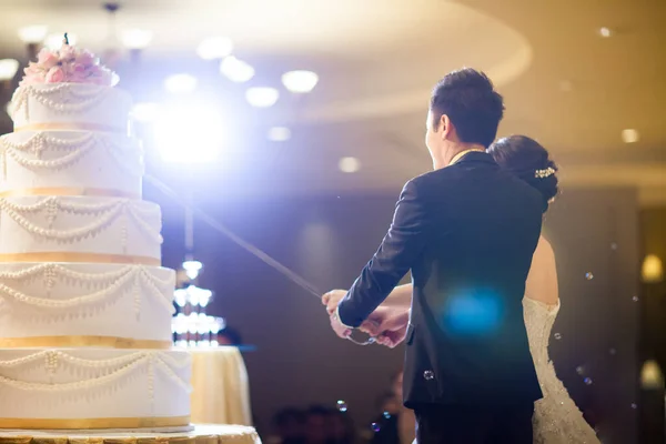 Pareja Boda Restaurante — Foto de Stock