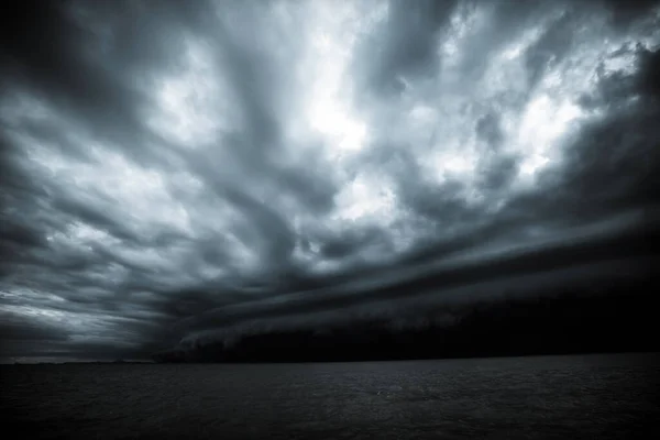 Storm Moln Över Havet — Stockfoto