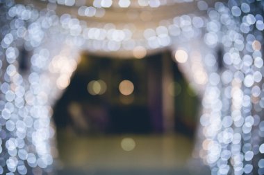 Şehirdeki Bokeh ışıklarının bulanık arkaplanı