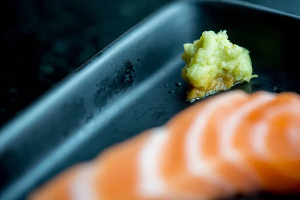 Rollo Sushi Con Salmón Caviar —  Fotos de Stock