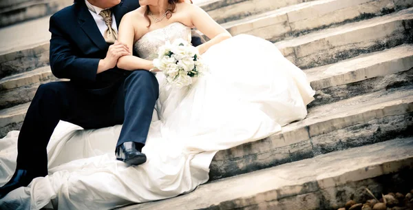 Gyönyörű Esküvő Pár Szerelmes — Stock Fotó
