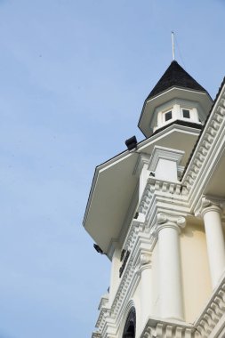 Eski Bina / Eski Yol / Eski Tasarım