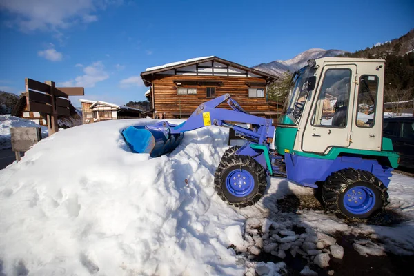 Small Truck Moving Snow — Foto de Stock