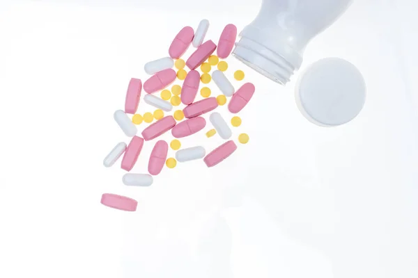 Pillen Die Uit Pil Lekken Assorti Farmaceutische Pillen Tabletten Capsules — Stockfoto