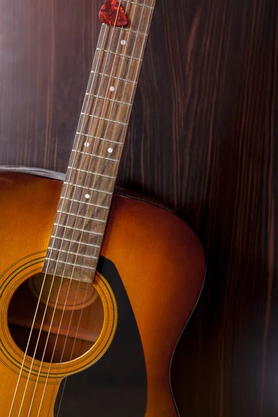 Acoustic Guitar Wooden Background — Stock Photo, Image