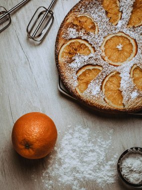 Turuncu pasta ve Maddeler tablosundaki