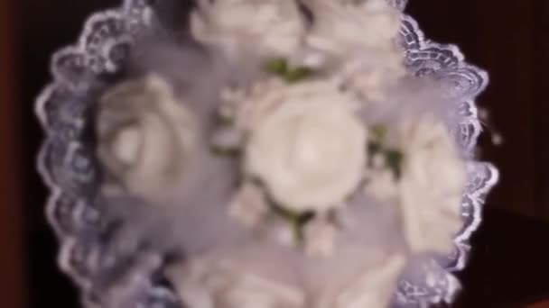 Originele Bruiloft Bloemen Decoratie Vorm Van Mini Vazen Boeketten Van — Stockvideo