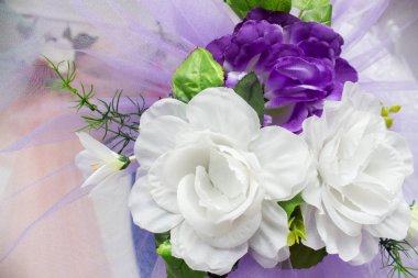 Zarif yemek masası.