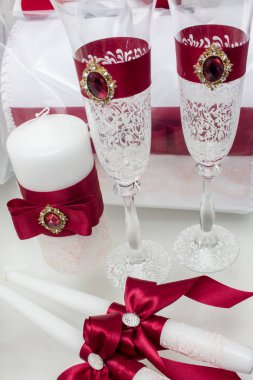 Zarif yemek masası.