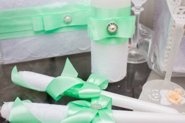 Zarif yemek masası.