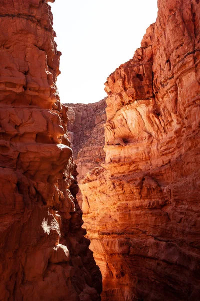 エジプトの驚くべき砂岩層の美しい広い角度ビュー — ストック写真