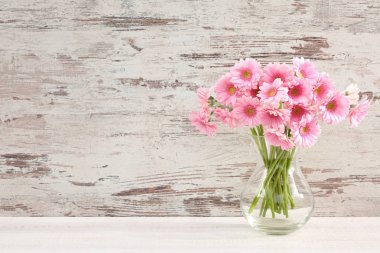 Gerbera ile büyük bir güzel önümüzdeki bir herhangi bir bağlama harika Dekorasyon dekorasyon kesme çiçekler ile mi.