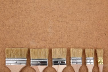 Fırçalar, temel boyama araçları kümesi