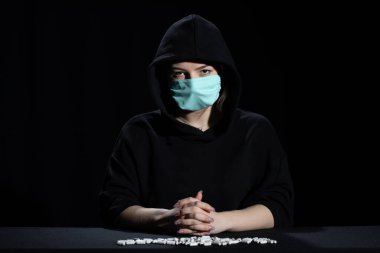 Epidemiyolojik durum süresince gerekli kişisel koruma ekipmanlarını ve tedbirleri kullanmayı unutmayın..