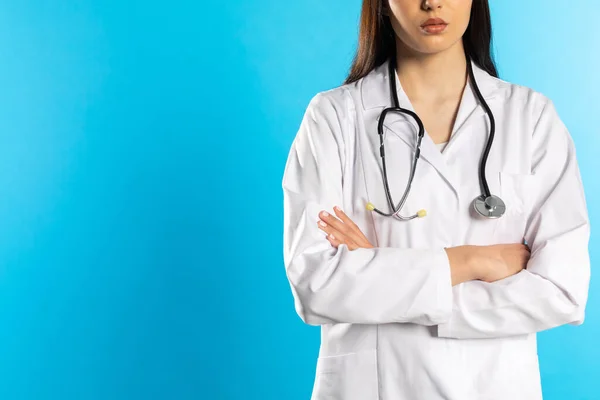 Estetoscópio Fundo Silhueta Médico Vestido Com Casaco Hospital — Fotografia de Stock