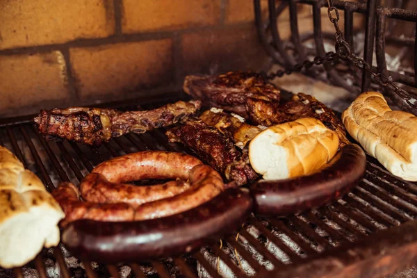 Parrillada Argentijnse Barbecue Maken Levende Kolen Geen Vlam Rundvlees Asado — Stockfoto