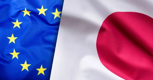 Banderas del Japón y de la Unión Europea. Bandera de Japón y Bandera de la UE. Concepto de bandera mundial — Foto de Stock