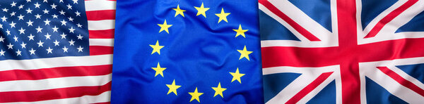 Флаги США и ЕС. Коллаж из трех флагов. Флаги Великобритании и США вместе
