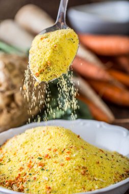 Çeşni kurutulmuş havuç maydanoz kereviz parsnips ve tuz ile ya da ezelî Glutamat Vegeta baharat baharat