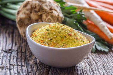 Çeşni kurutulmuş havuç maydanoz kereviz parsnips ve tuz ile ya da ezelî Glutamat Vegeta baharat baharat