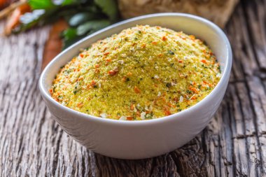 Çeşni kurutulmuş havuç maydanoz kereviz parsnips ve tuz ile ya da ezelî Glutamat Vegeta baharat baharat
