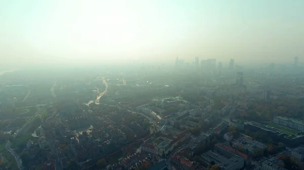 A Varsó központjában, a reggeli köd állapotban légi felvétel Jogdíjmentes Stock Fotók