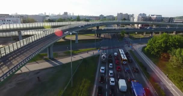 Zángano de la toma de salida de la autopista — Vídeos de Stock