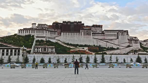 Palazzo Potala a Lhasa — Video Stock