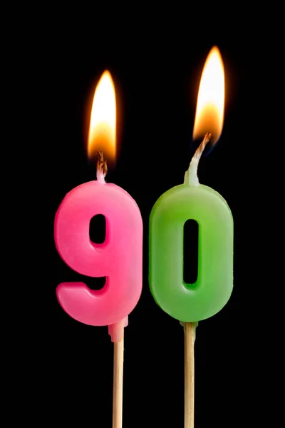 Αναμμένα κεριά με τη μορφή των ενενήντα αριθμοί (αριθμοί, ημερομηνίες) για το κέικ που απομονώνονται σε μαύρο φόντο. Η έννοια της γιορτάζει ένα γενέθλια, επέτειο, σημαντική ημερομηνία, διακοπών, ρύθμιση του πίνακα, κέικ d — Φωτογραφία Αρχείου