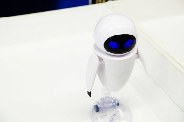 Belgorod, Rusya, 15 Nisan, 2018-sergi robotlar. Havva robot