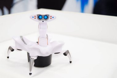 Belgorod, Rusya, 15 Nisan, 2018-sergi robotlar.