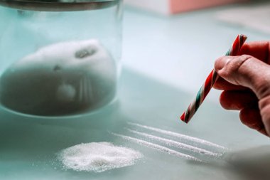 İronik tehlikeli şeker bağımlılığı 