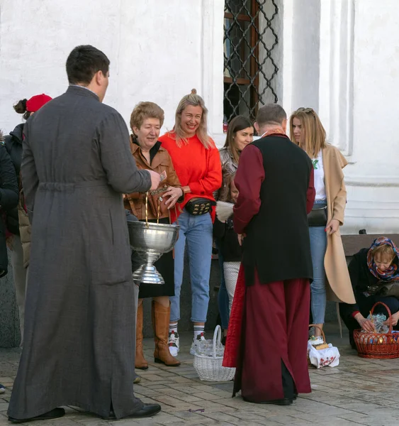 Kiev Oekraïne April 2018 Traditionele Zegen Van Pasen Voedsel Michael — Stockfoto