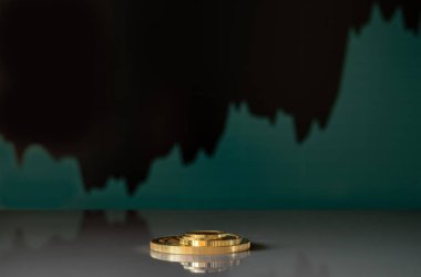 Altın büyüme grafik arka plan üzerinde. Seçici odak.