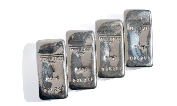 Vier Ingots Zilver Geproduceerd Duitsland Geïsoleerd Witte Achtergrond Feinsilber Fijn — Stockfoto