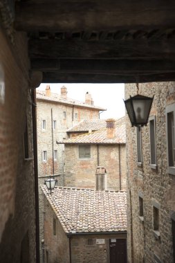 sokakta Cortona, Toskana, İtalya ülke. Ön planda bir