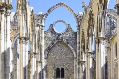Lisbon, ünlü manastır carmo iç