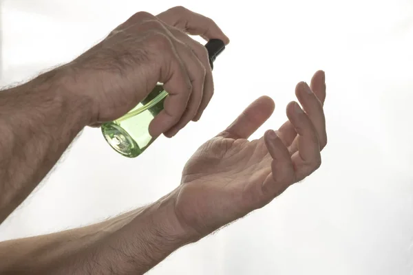 Alkoholos Kézfertőtlenítő Zselét Használ Megelőzés Koronavírustól Más Fertőző Betegségekig Higiéniai — Stock Fotó